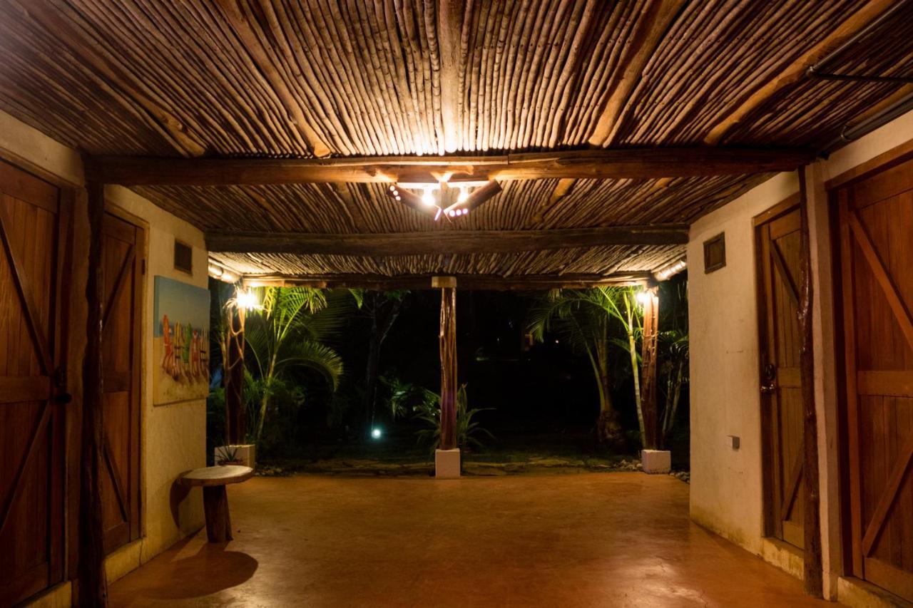La Choza Playa Venao Hostel Exterior foto